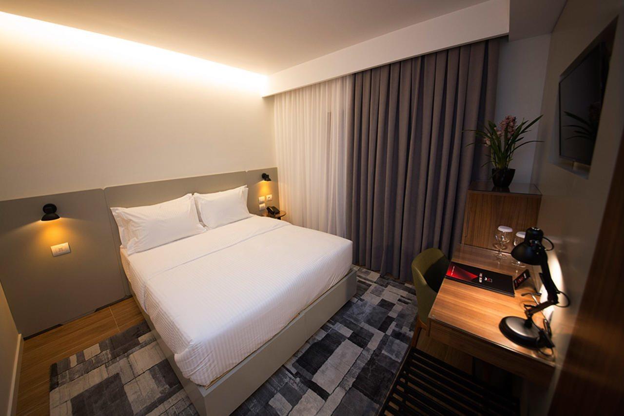 Hotel Theatro Tirana